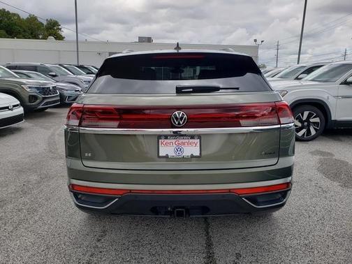 2026 Volkswagen Atlas Cross Sport 2.0T SE w/Technology