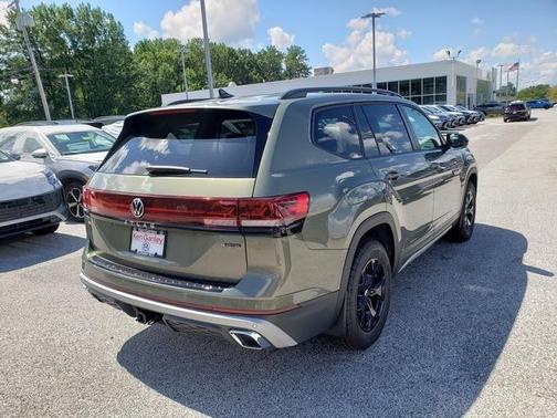 2025 Volkswagen Atlas 2.0T Peak Edition