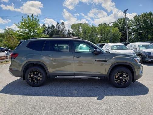 2025 Volkswagen Atlas 2.0T Peak Edition