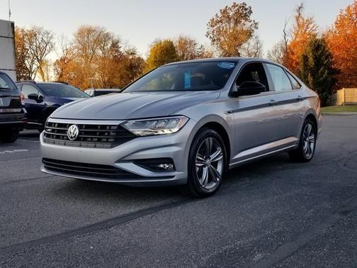 2021 Volkswagen Jetta 1.4T R-Line