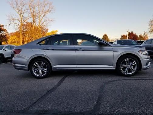 2021 Volkswagen Jetta 1.4T R-Line