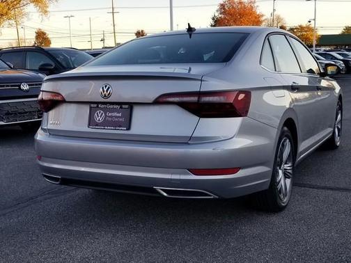 2021 Volkswagen Jetta 1.4T R-Line
