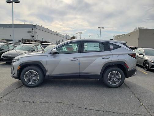 2026 Hyundai TUCSON Hybrid Blue SE