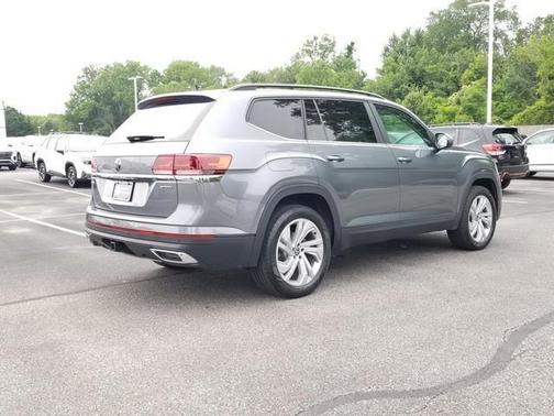 2022 Volkswagen Atlas 3.6L SE w/Technology