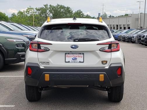 Crystal White Pearl 2026 Subaru Crosstrek Wilderness