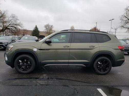 2025 Volkswagen Atlas 2.0T Peak Edition