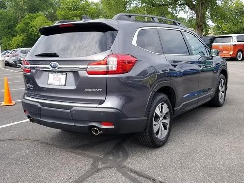 2022 Subaru Ascent Premium 7-Passenger