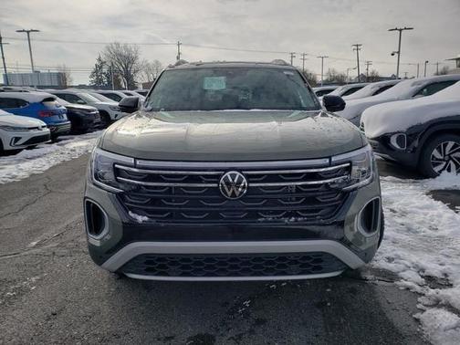 2026 Volkswagen Atlas PEAK EDITION