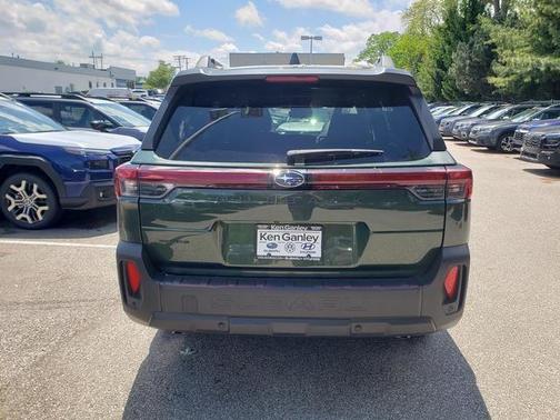 Deep Emerald Green 2026 Subaru Outback Touring XT