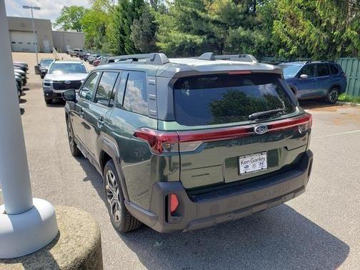 Deep Emerald Green 2026 Subaru Outback Touring XT