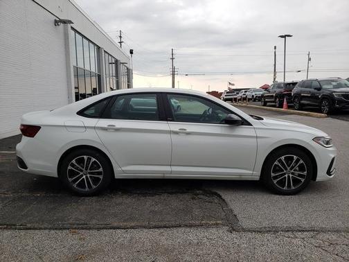 2025 Volkswagen Jetta 1.5T Sport