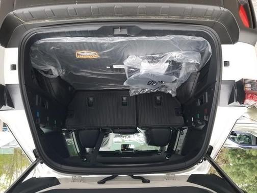 Crystal White Pearl 2026 Subaru Outback Wilderness