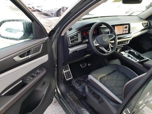 2026 Volkswagen Atlas PEAK EDITION