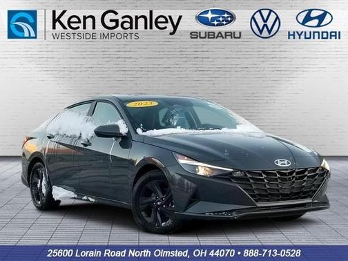 2023 Hyundai ELANTRA SEL