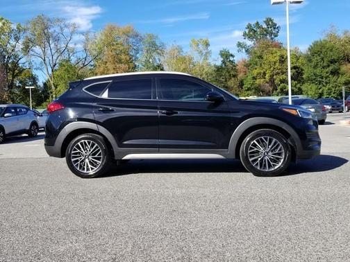 2021 Hyundai TUCSON SEL