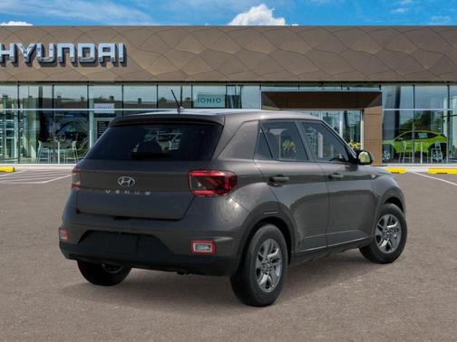 2025 Hyundai VENUE SE
