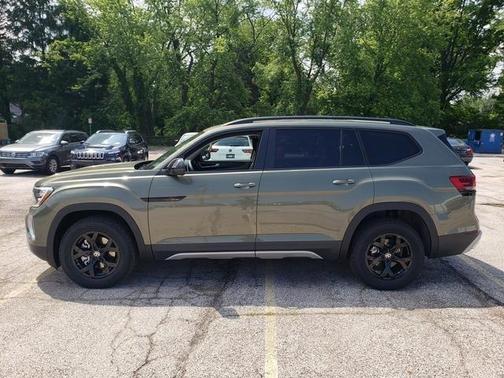 2025 Volkswagen Atlas 2.0T Peak Edition