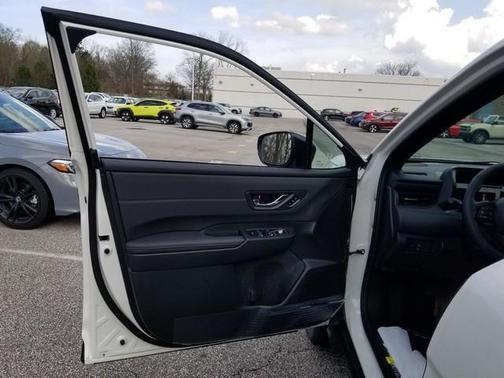 Crystal White Pearl 2026 Subaru Outback Touring XT