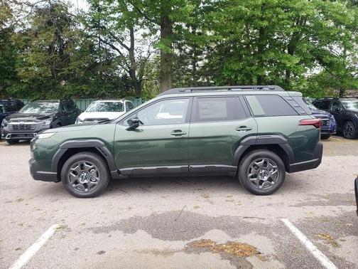 Deep Emerald Green 2026 Subaru Outback Premium