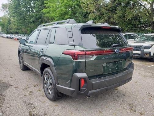Deep Emerald Green 2026 Subaru Outback Premium