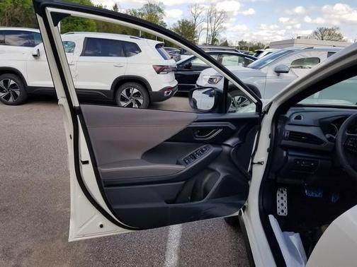 Crystal White Pearl 2026 Subaru Crosstrek Sport
