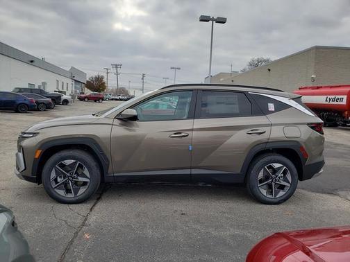 2026 Hyundai TUCSON Hybrid SEL