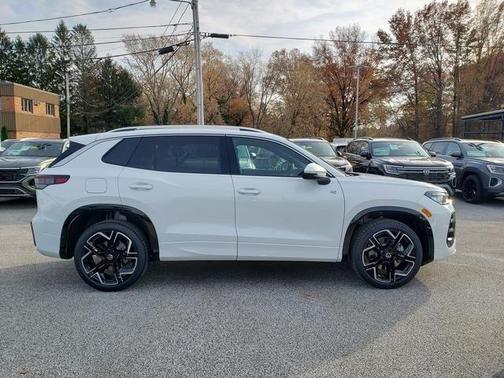 2026 Volkswagen Tiguan 2.0T SEL R-Line