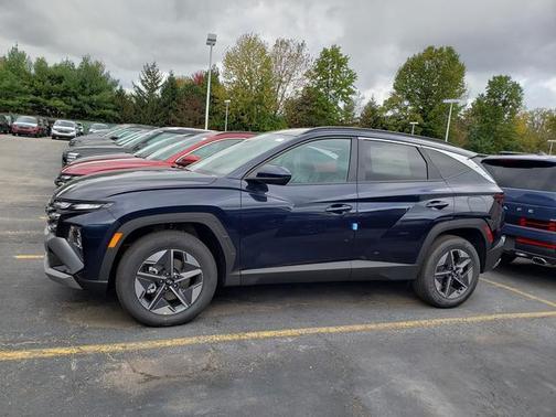 2026 Hyundai TUCSON Hybrid SEL