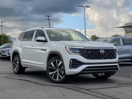 2026 Volkswagen Atlas 2.0T SEL Premium R-Line