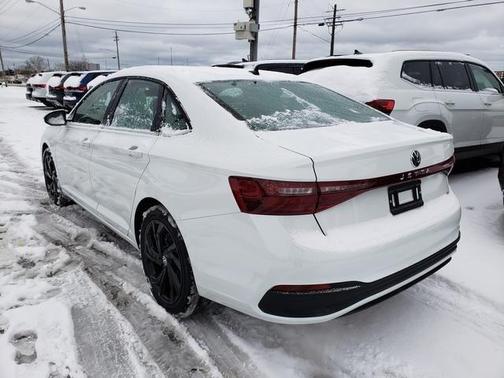 2025 Volkswagen Jetta 1.5T SE