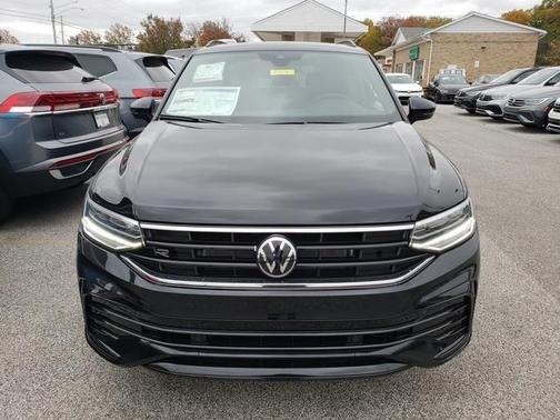 2024 Volkswagen Tiguan 2.0T SE R-Line Black