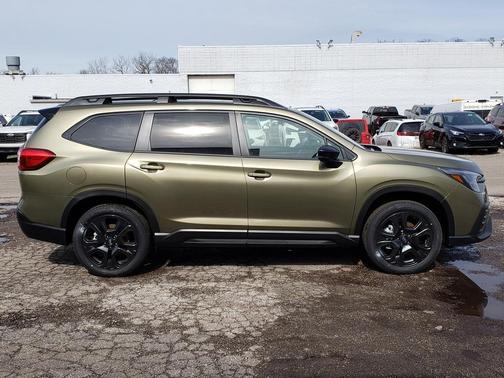 Autumn Green 2026 Subaru Ascent Onyx Edition Touring