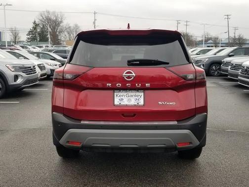 2021 Nissan Rogue SV