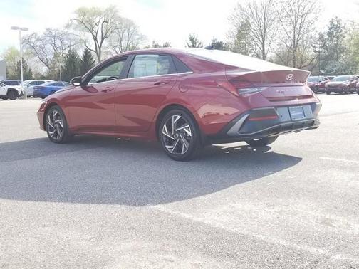 2024 Hyundai ELANTRA HEV Limited