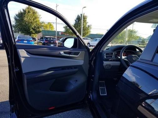 2026 Volkswagen Atlas PEAK EDITION