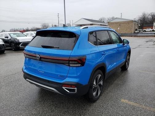 2025 Volkswagen Taos 1.5T SE
