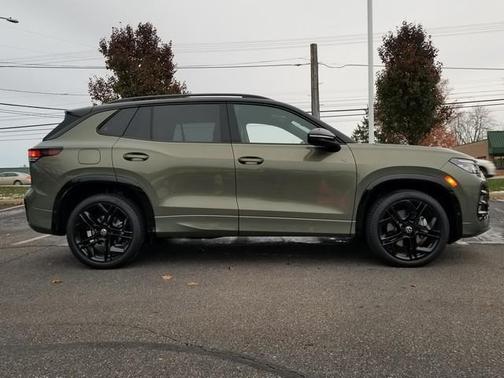 2025 Volkswagen Tiguan 2.0T SE R-Line Black