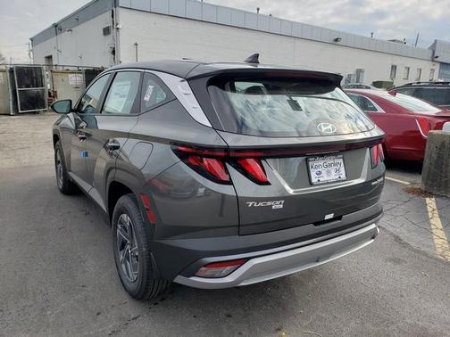 2026 Hyundai TUCSON Hybrid Blue SE