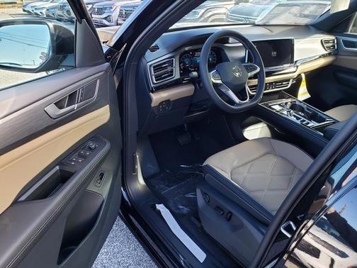 2026 Volkswagen Atlas Cross Sport 2.0T SE