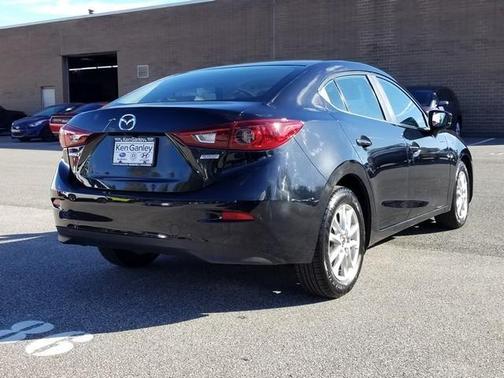 2017 Mazda Mazda3 Sport