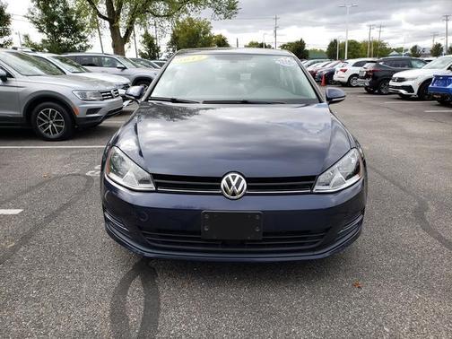 2017 Volkswagen Golf TSI Wolfsburg Edition 4-Door