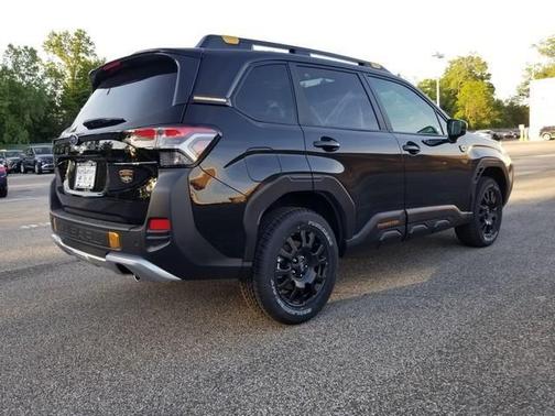 Crystal Black Silica 2026 Subaru Forester Wilderness