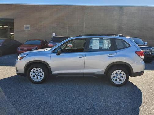 Ice Silver Metallic 2020 Subaru Forester