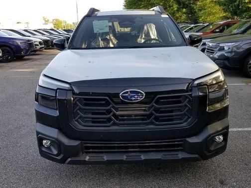 Crystal Black Silica 2026 Subaru Outback Touring XT