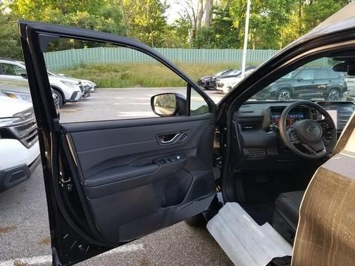Crystal Black Silica 2026 Subaru Outback Touring XT