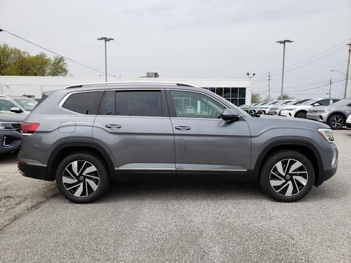 2025 Volkswagen Atlas 2.0T SEL
