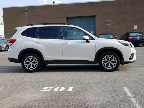 2022 Subaru Forester Premium