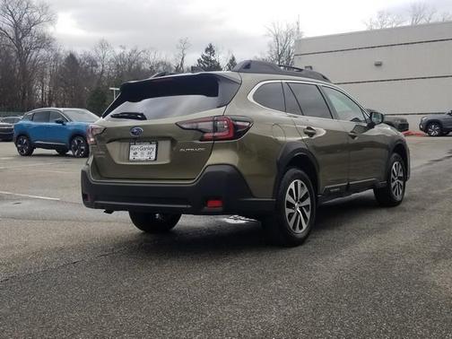 2023 Subaru Outback Premium