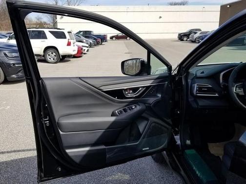 2025 Subaru Outback Touring