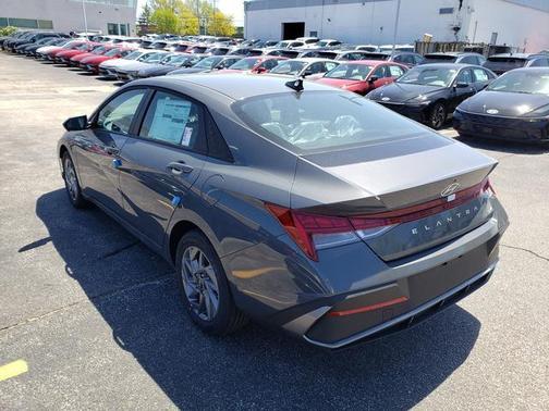 2025 Hyundai ELANTRA HEV Blue